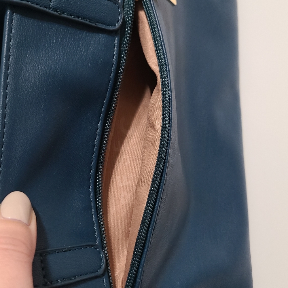 Caprese Blue Quilted Sling Long‎ Crossbody Purse Handbag - Picture 6 of 15